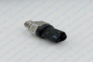 7861-93-1651 เซนเซอร์ความดันสูง Komatsu PC200-7 WA500-6 เครื่องขุด