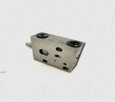 723-40-71800 Válvula piloto de alivio de presión para la excavadora Komatsu PC200-7