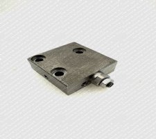723-40-71800 วาล์วนักบินบรรเทาความดันสำหรับเครื่องขุด Komatsu PC200-7