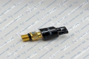 31E5-40500 เซนเซอร์สวิตช์ความดันสำหรับรถขุด Hyundai R200W-7 R95W-3