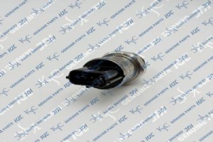 KM16-P03 4488580 เซนเซอร์ความดันสูงสำหรับเครื่องขุด SH200 SH240 SH300