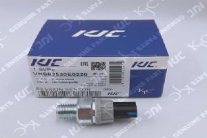 VHS83530E0220 Sensor de presión de aceite adaptado para KOBELCO SK200-8