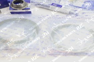 EX120-5 เครื่องขุดมอเตอร์เดินทางปั๊มไฮดรอลิกอะไหล่