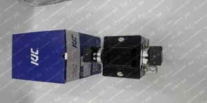 9235551 Viaje de válvula piloto para Hitachi ZAX200 ZAX210 ZAX330