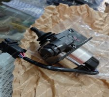 Assy de válvula piloto del joystick D85EX-15 para el conjunto del joystick Komatsu D85EX-15