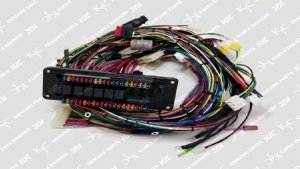 E320D Caterpillar Excavator ฟิวส์กล่องสายไฟ Harness Assembly