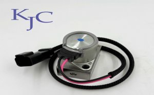 702-21-57400适用于PC200-7 PC220-7 PC200-8电磁阀液压泵电磁阀：