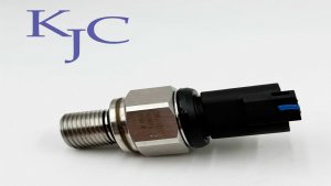 7861-93-1651高压传感器小松PC200-7 WA500-6挖掘机。