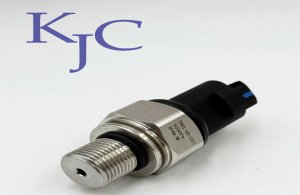 7861-93-1651高压传感器小松PC200-7 WA500-6挖掘机。
