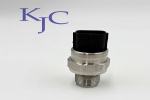 7861-93-1812 เซนเซอร์ความดันสำหรับเครื่องขุด Komatsu PC200-8