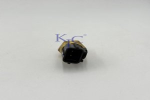 استشعار درجة حرارة الوقود 8-98023581-0 لمحرك إيزوزو 4HK1 6NK1 حفارة هيتاشي ZX200-3 ZX220W-3 ZX250L-3